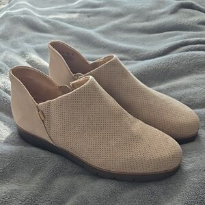 Dr. Scholl's Perforated Tan Ankle Booties